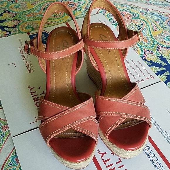 Clarks Shoes - Clark's wedge sandals